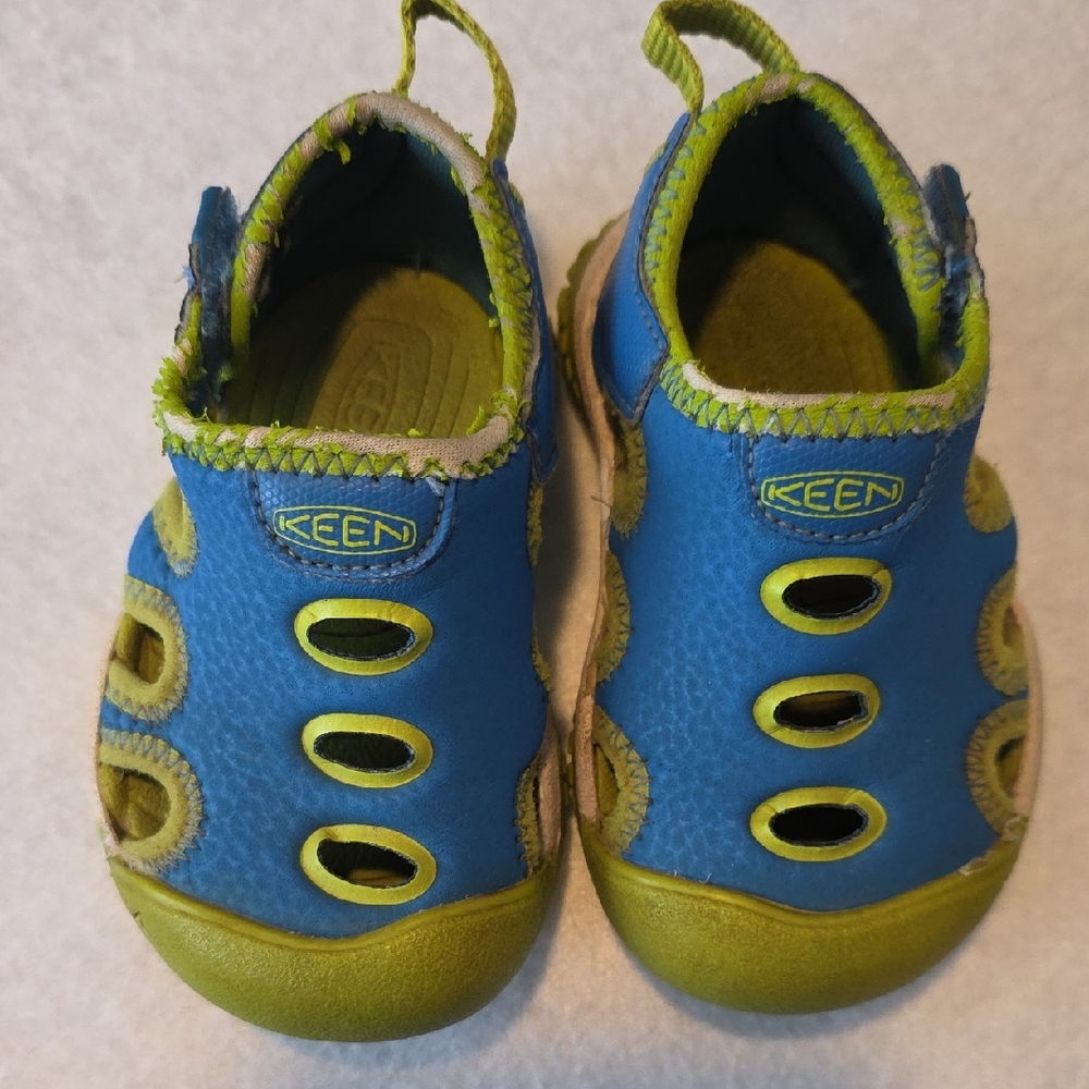 Keen Kids Blue and Green Sandals Size 4